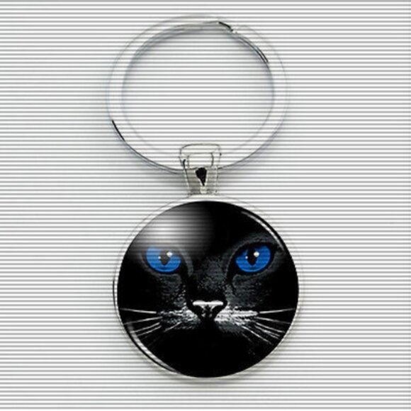 Blue-Eyed Black Cat Cabochon Glass Pendant Metal - Picture 1 of 4